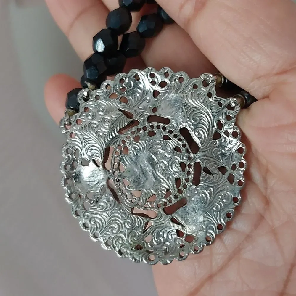 SOLD Vintage Faceted Glass Crystals Necklace with Round Rhinestone Paved Pendant - Picture 8 of 8